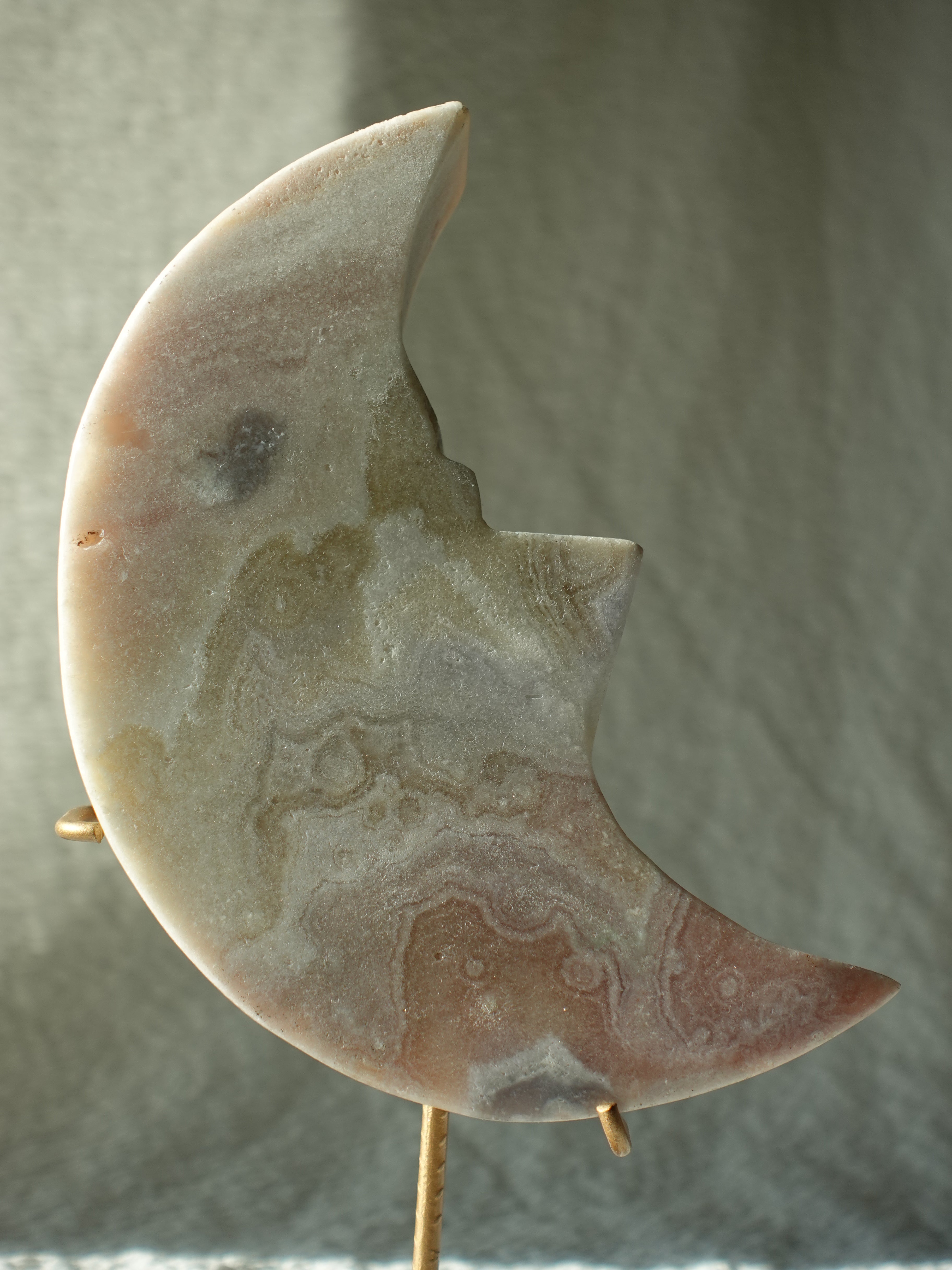 Pink Amethyst Moon Face Carving | MF2