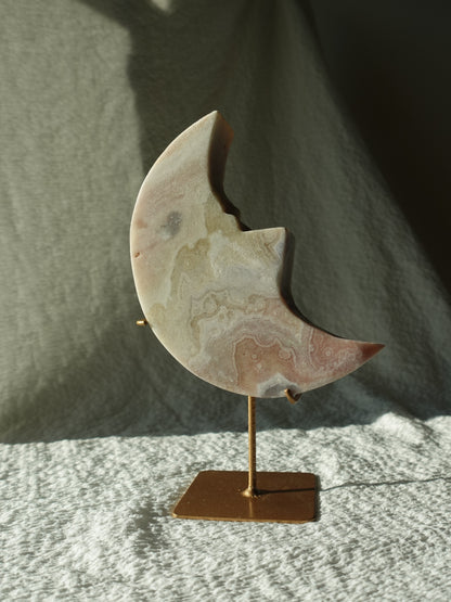 Pink Amethyst Moon Face Carving | MF2