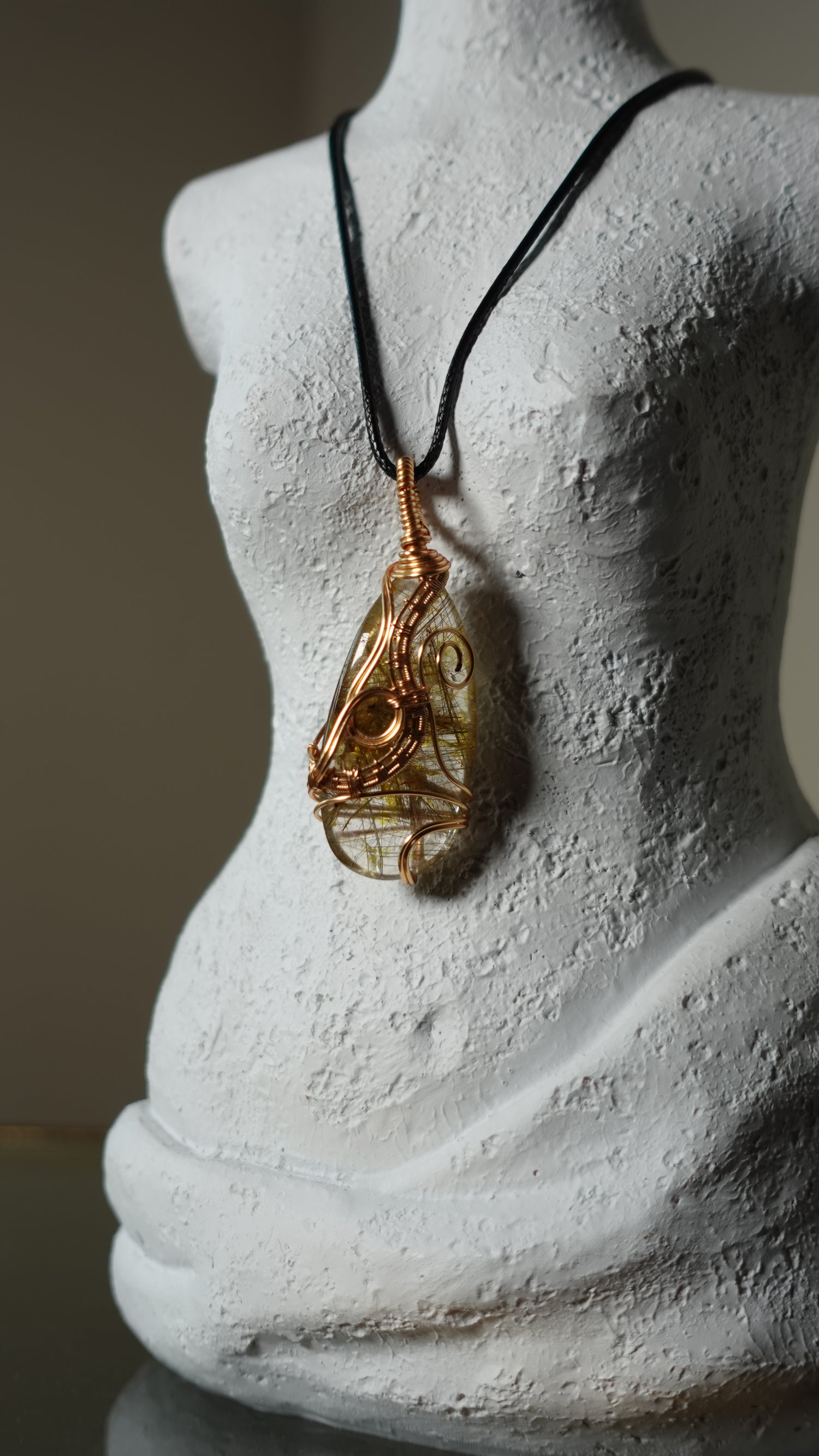 Golden Rutile Wire Warped Necklace